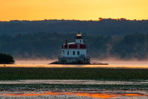 August Dawn at Esopus Light III (2017)